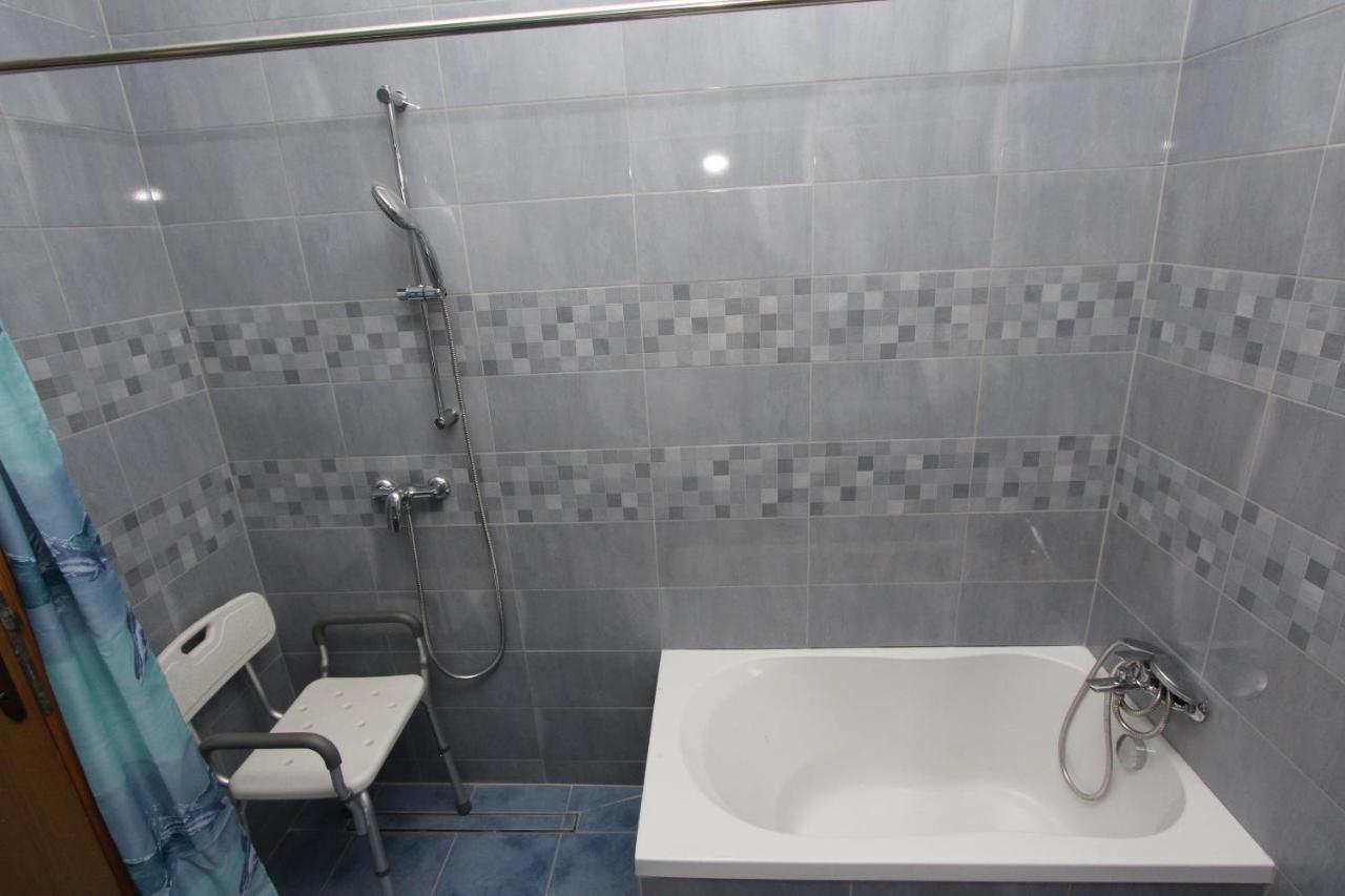 Apartment Oto Pula Bagian luar foto